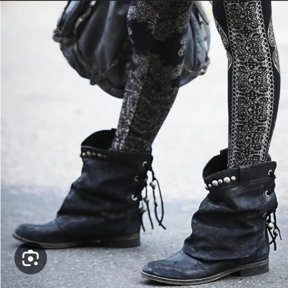 Free People Wayland distressed leather slouchy boots Size EU38
